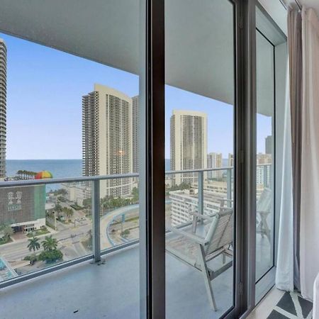 Amazing Apartments At H Beach House Hollywood Exterior foto