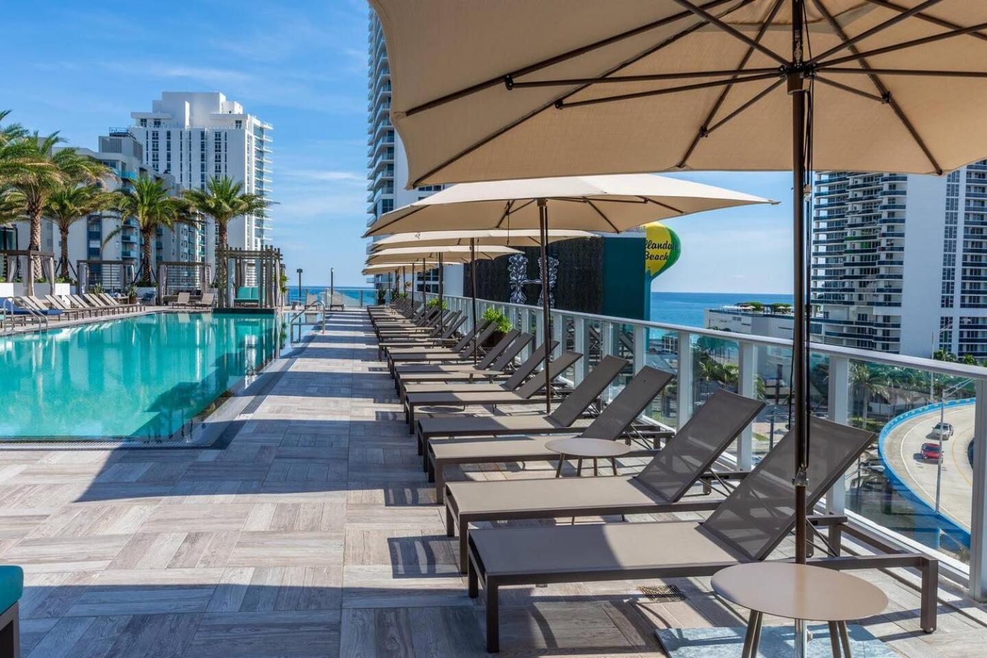 Amazing Apartments At H Beach House Hollywood Exterior foto