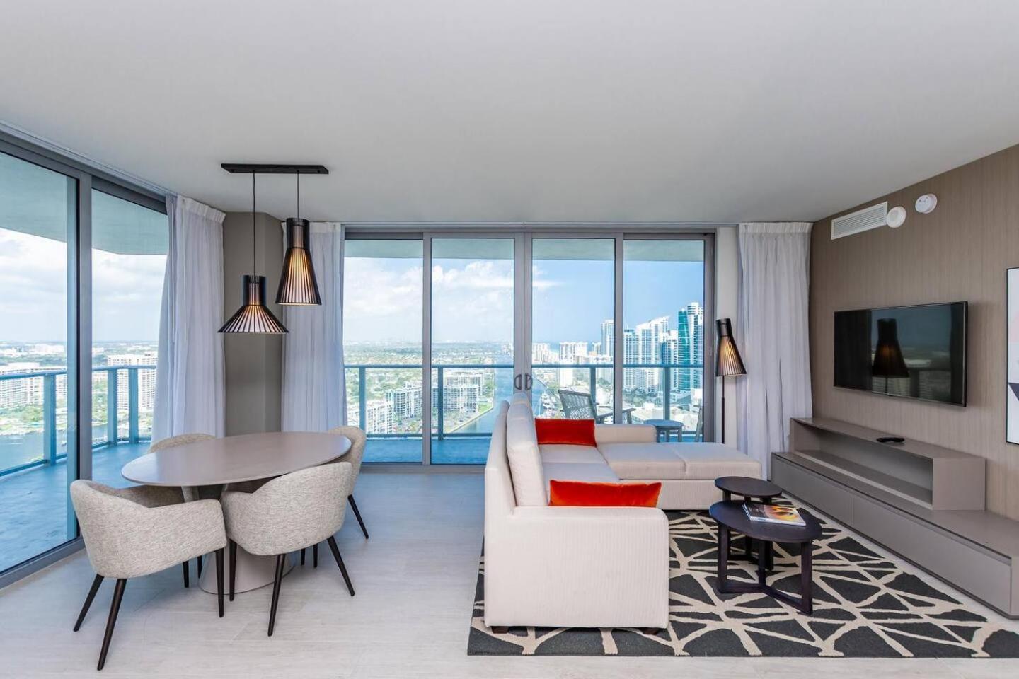 Amazing Apartments At H Beach House Hollywood Exterior foto