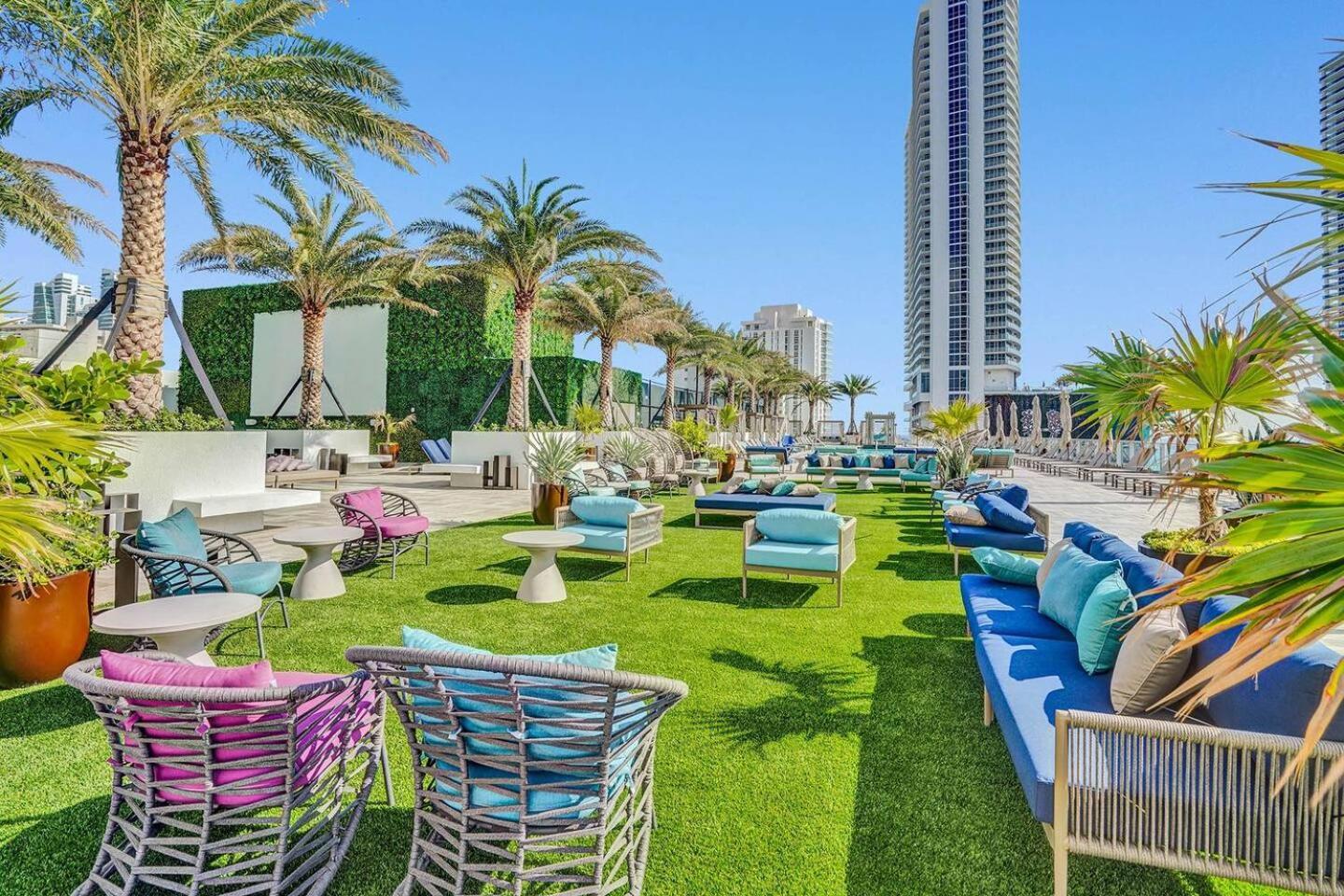 Amazing Apartments At H Beach House Hollywood Exterior foto